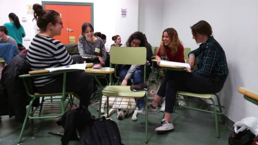 Intervenciones asistidas con animales como alternativa psicoeducativa - Universidad Complutense de Madrid