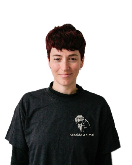 Lydia Torres, educadora canina y experta en IAA de Sentido Animal